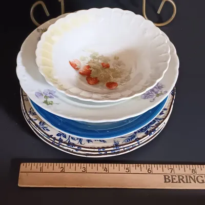 LOT 253: Miscellaneous Collection of Vintage and Contemporary China