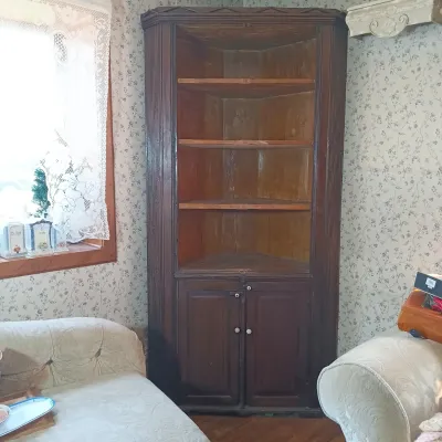 LOT 257: Wooden Corner Cabinet