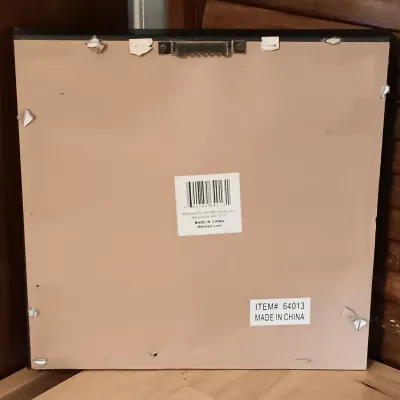 LOT 251: Bathroom Collection - Beaver Creek Outhouse Toilet Paper Holder, Wood Bathtub Sign & More