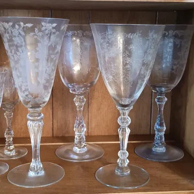 LOT 254: Vintage Etched Crystal Glassware