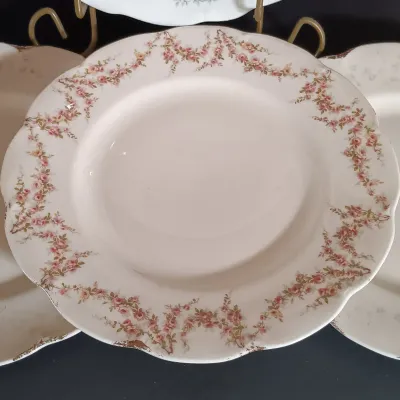 LOT 253: Miscellaneous Collection of Vintage and Contemporary China