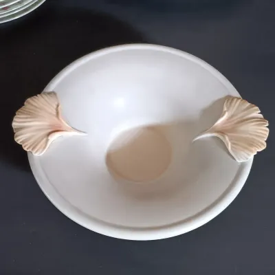 LOT 253: Miscellaneous Collection of Vintage and Contemporary China