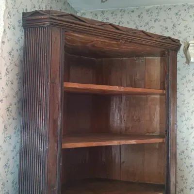 LOT 257: Wooden Corner Cabinet