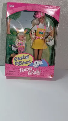 Sale Photo Thumbnail #495: The Barbie Holiday Sisters collection features various iconic multi-doll gift sets released by Mattel in the late 1990s and early 2000s, grouping Barbie, Stacie, and Kelly together in festive Christmas attire
This classic release features the three sister