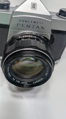 Sale Photo Thumbnail #380: Untested

The Honeywell Pentax SP 1000 is a durable 35mm SLR film camera originally distributed in North America. The camera, which features a mechanical M42 screw mount and built-in light metering