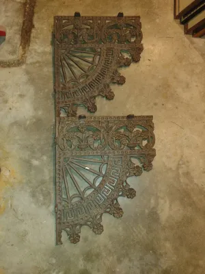 Pair of Antique Victorian Cast Iron Spandrel Brackets- C. Late 1800's- Measure Approx 18 1/2" x 15 3/4" (Set C)