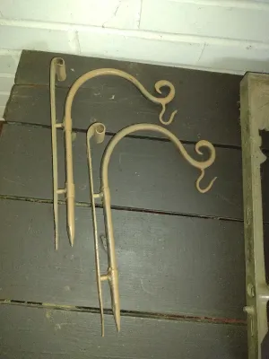 Two Pairs of Metal Architectural/Shelf Supports