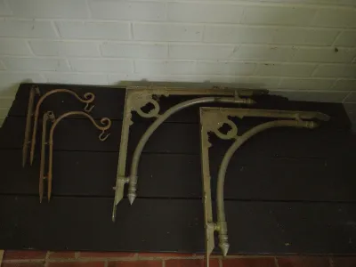 Two Pairs of Metal Architectural/Shelf Supports