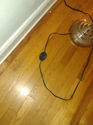 Metal Floor Lamp with Adjustable Height and Light Direction