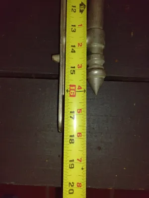 Two Pairs of Metal Architectural/Shelf Supports