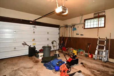 611 garage