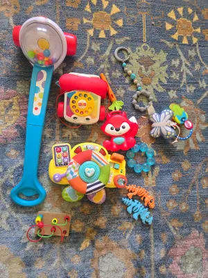 Sale Photo Thumbnail #284: Baby toys