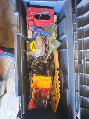 Sale Photo Thumbnail #423: 3qty with tools