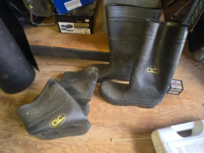 Sale Photo Thumbnail #487: Size 7 and 10