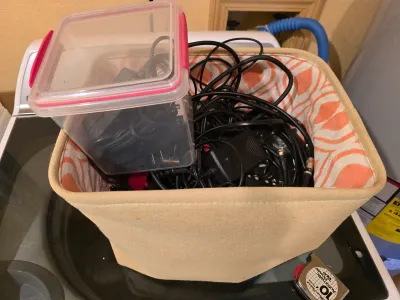 Sale Photo Thumbnail #373: Has headphones and power adapters and coax