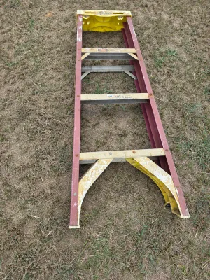 Sale Photo Thumbnail #183: 4 ft 
225 weight max