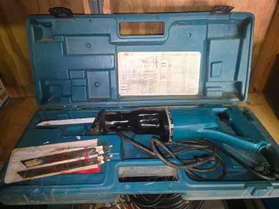 Sale Photo Thumbnail #433: Makita corded