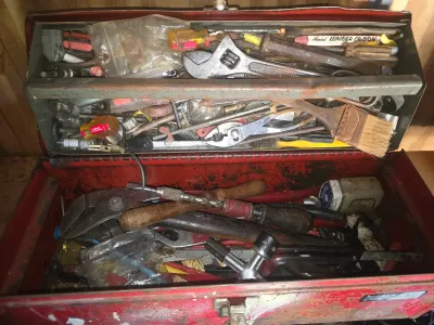 Sale Photo Thumbnail #428: Lot of tools and boxes