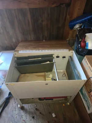 Sale Photo Thumbnail #401: 24x24x14