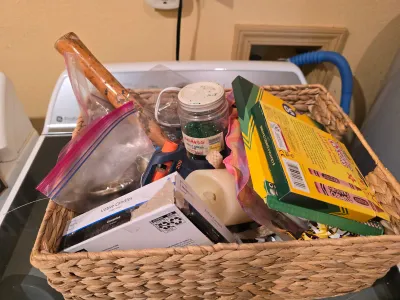 Sale Photo Thumbnail #381: Misc crafting supplies