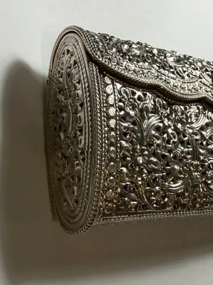 Vintage Never Used Superb Condition 175 Grams/6.1 Oz, Solid Sterling Silver .925 Purse/Clutch Handbag Oval/Round Repousse w/Flowers Style...