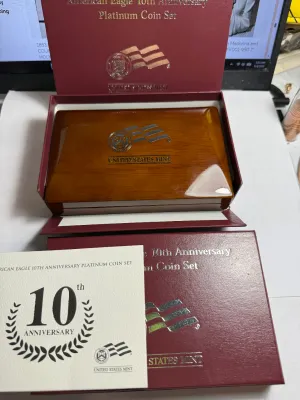 SCARCE PLATINUM 2007-W AMERICAN EAGLE 10TH ANNIVERSARY COIN SET 1-OUNCE PLATINUM TOTAL WEIGHT AS PICTURED.