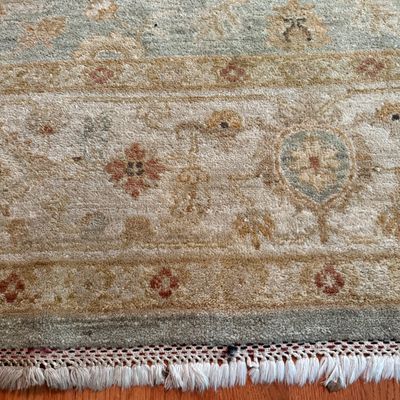 8’ x 10’ Blue Rug with Floral Motif (LR-BM)