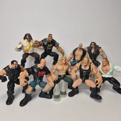 LOT 46B: Vintage 1998-99 WWF Maximum Sweat Action Figures