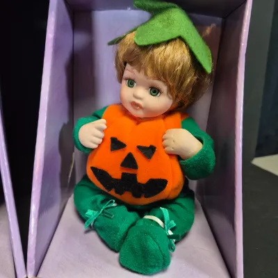 LOT 182B: Collection of Halloween Costume Porcelain Dolls