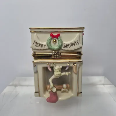 LOT 52B: Lenox Treasures "A Very Grinchy Treasure Box"