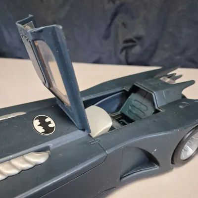 LOT 181B: Vintage 1992-94 Batman Animated Series/Legends of Batman Batmobiles