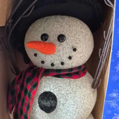 LOT 40B: Vintage Animated Holiday Decor- Mel Box Talking Mailbox, Singing Frosty the Snowman & Color Changing Snowman