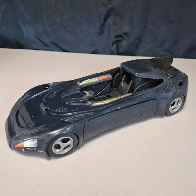 LOT 181B: Vintage 1992-94 Batman Animated Series/Legends of Batman Batmobiles