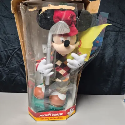 LOT 42B: Golf Mickey Holiday Animation, Animated Snowglobe (NIB) & Mickey Tree Topper (NIB)
