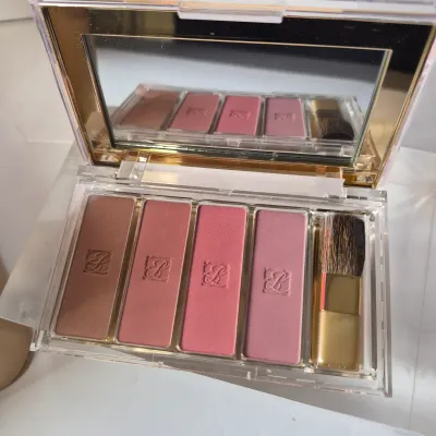 LOT 51B: Estée Lauder Makeup Collection with Travel Bags