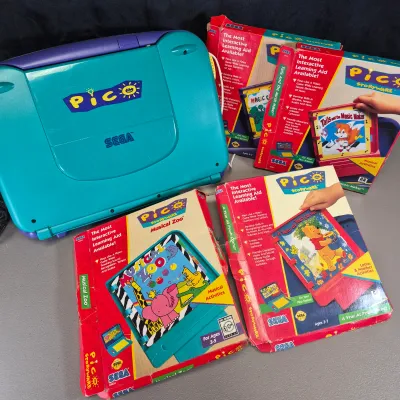 LOT 25B: Vintage Sega Pico Video Game Console with Educational Games
