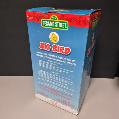 LOT 41B: Animated Big Bird, Sesame Street Sleigh Ride Animated Decor & Elmo Bubble Blower