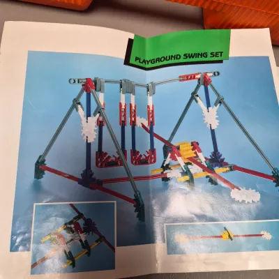LOT 36B: Vintage K'NEX Building Block Set in Carrying Case