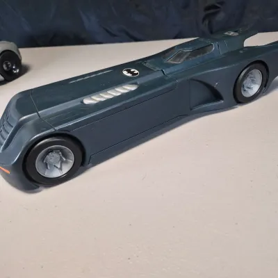 LOT 181B: Vintage 1992-94 Batman Animated Series/Legends of Batman Batmobiles