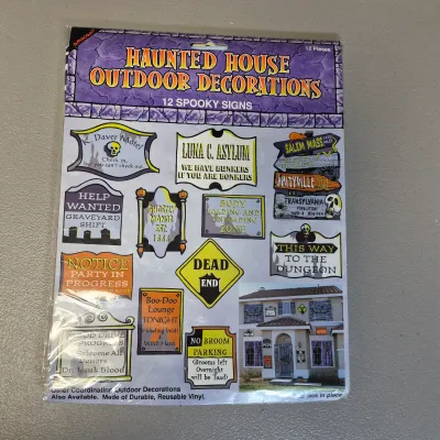 LOT 184B: Great Lot of All New Halloween Decorations