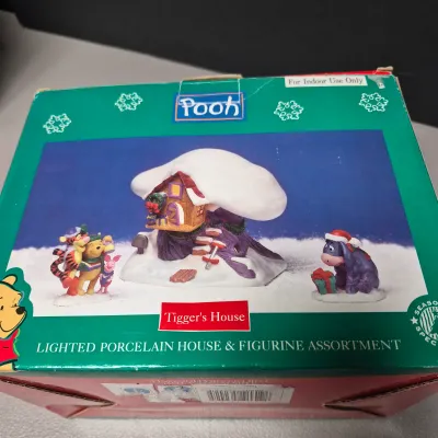LOT 39B: Vintage Pooh Mr. Christmas Holiday Go Round & Ceramic Lighted Tigger's House with Figurines