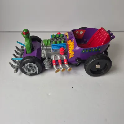 LOT 48B: Vintage 1992 TMNT Rock n Roll Muta Bus & 1991 Shreddermobile