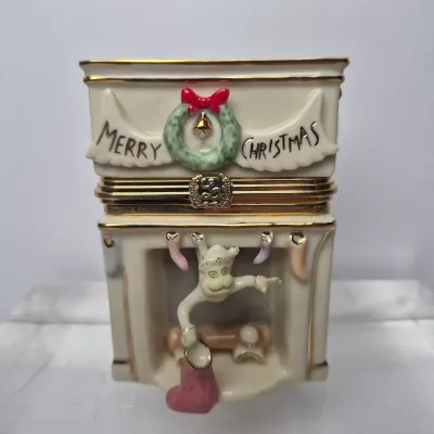 LOT 52B: Lenox Treasures "A Very Grinchy Treasure Box"