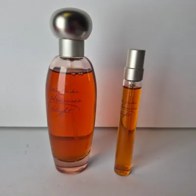 LOT 50B: Estee Lauder Pleasures Delight Fragrance Gift Set
