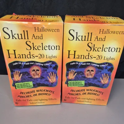 LOT 184B: Great Lot of All New Halloween Decorations