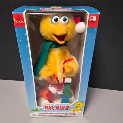 LOT 41B: Animated Big Bird, Sesame Street Sleigh Ride Animated Decor & Elmo Bubble Blower