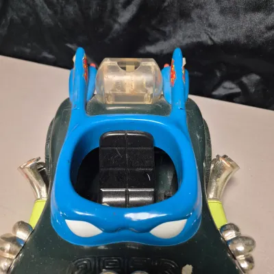 LOT 189B: Vintage 1992 TMNT Turtlemobile & Mutations Muta-Ski Vehicle