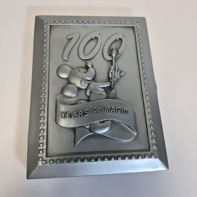 LOT 23B: Walt Disney World Decorative Picture Frames & Photo Albums with 2 Metal frames that include Collector Pin