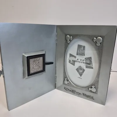 LOT 23B: Walt Disney World Decorative Picture Frames & Photo Albums with 2 Metal frames that include Collector Pin