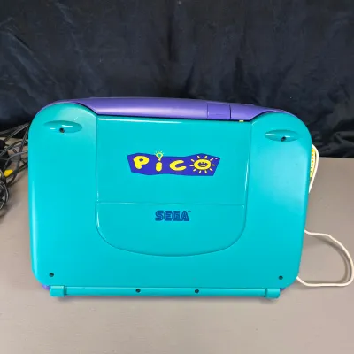 LOT 25B: Vintage Sega Pico Video Game Console with Educational Games